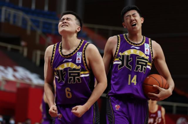 尽管吉鲁已经37岁，作为米兰阵中非门将位置年龄最大的球员，他仍是球队本赛季目前的最佳得分手。